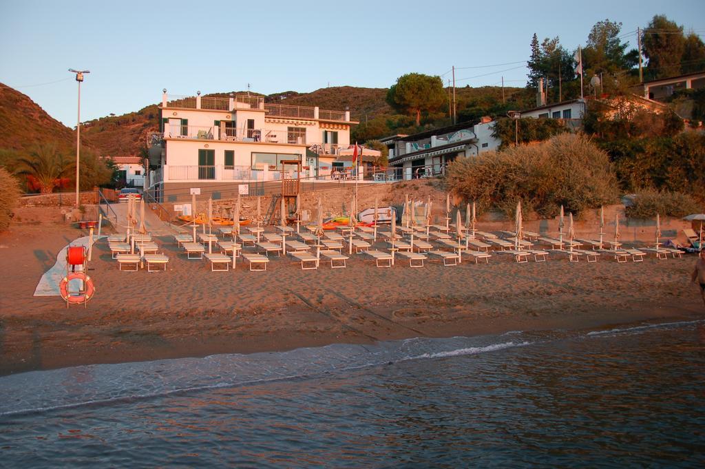 Hotel Villa Miramare Capoliveri  Kültér fotó